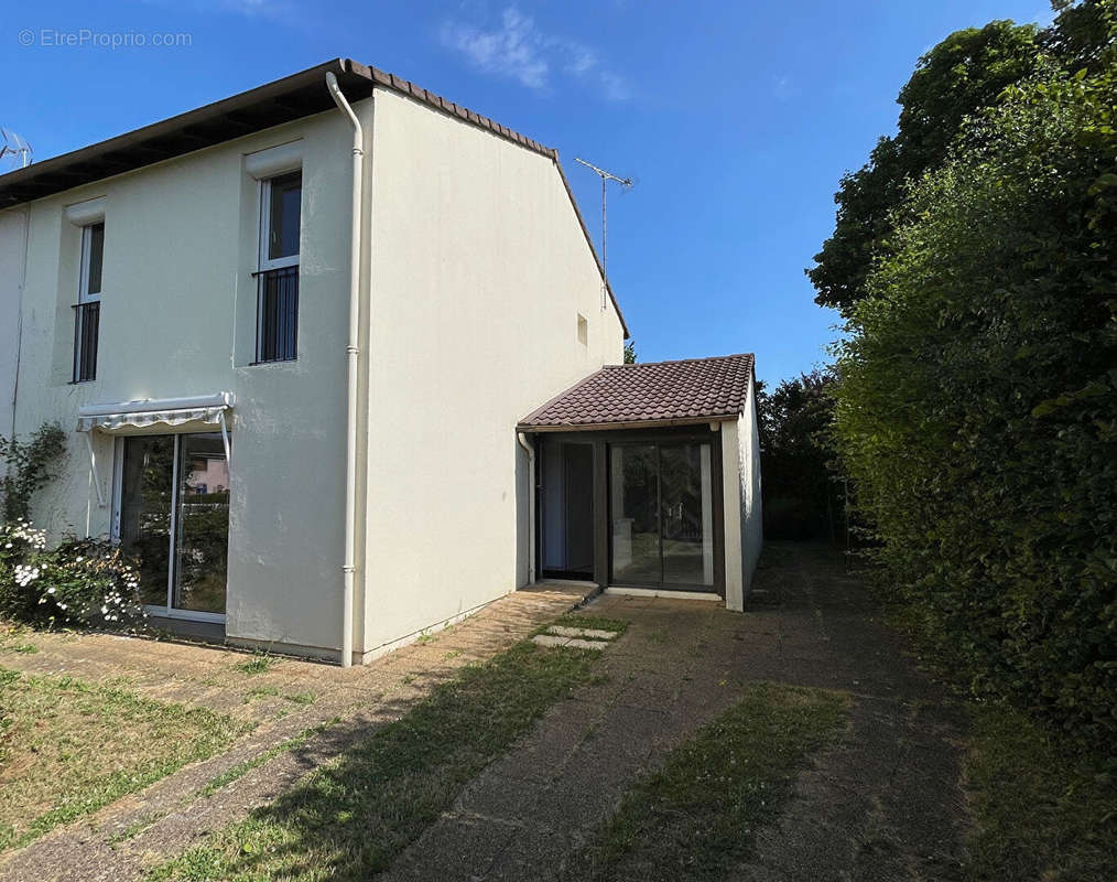 Maison à POITIERS