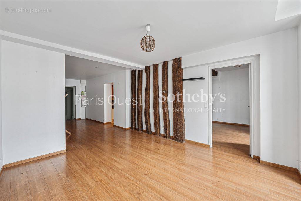 Appartement à PARIS-4E