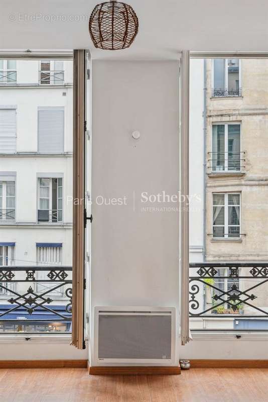 Appartement à PARIS-4E