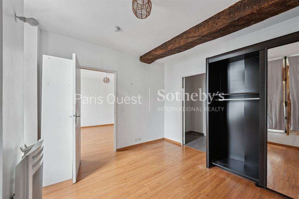 Appartement à PARIS-4E