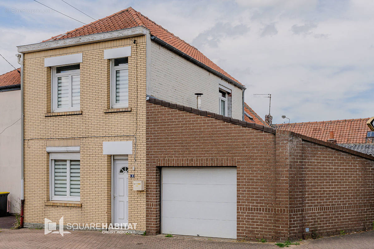 Maison à COURCELLES-LES-LENS