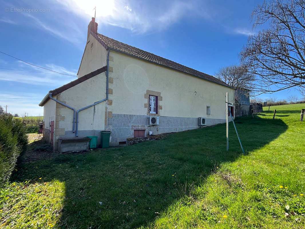 Maison à SAINT-JEAN-AUX-AMOGNES