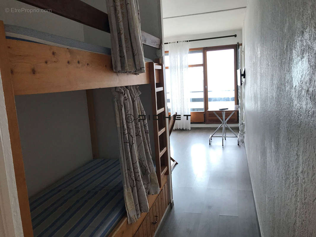 Appartement à ARETTE