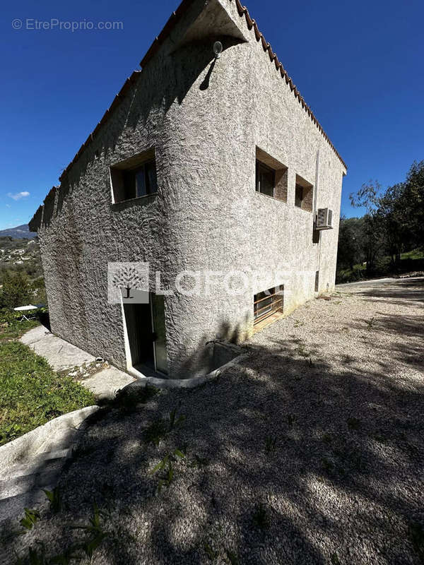 Maison à MOUANS-SARTOUX