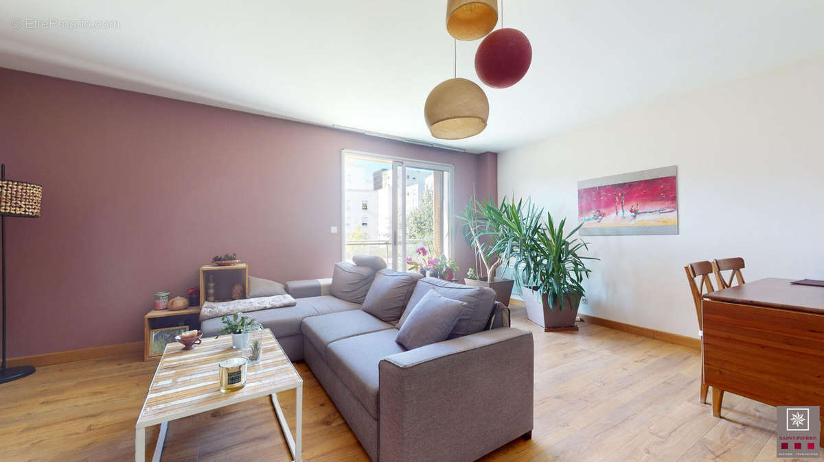 Appartement à LYON-7E