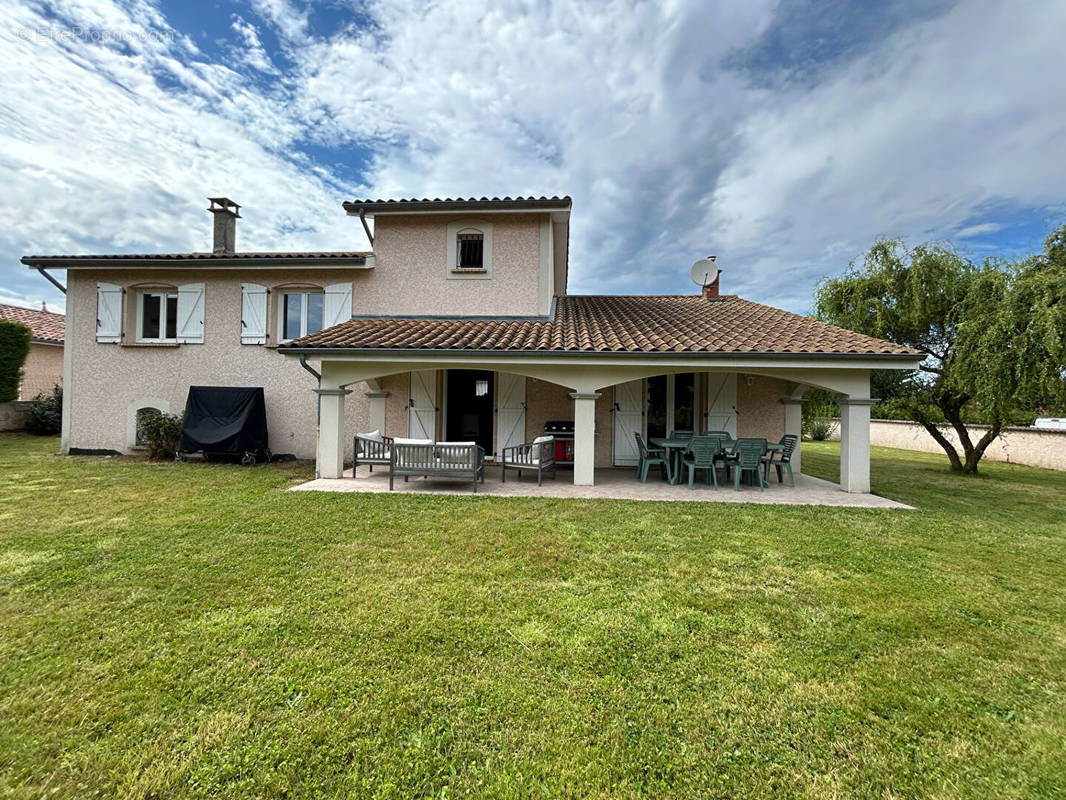 Maison à CHATILLON-SUR-CHALARONNE