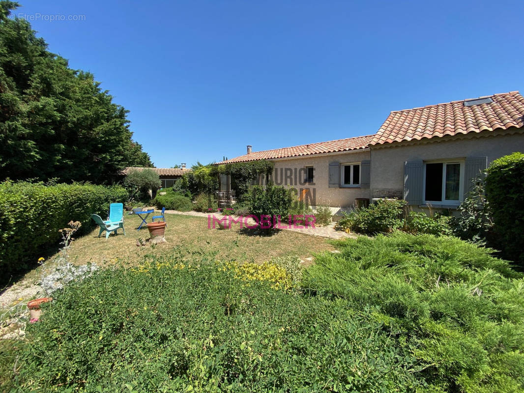 Maison à CAUMONT-SUR-DURANCE