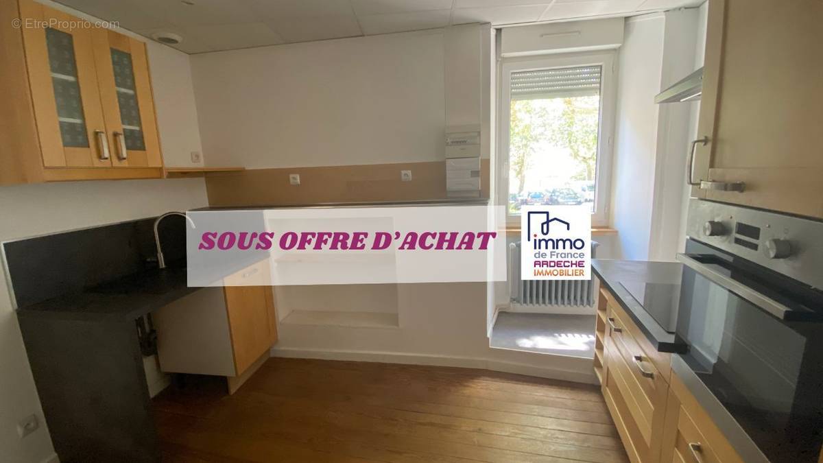 Appartement à PRIVAS