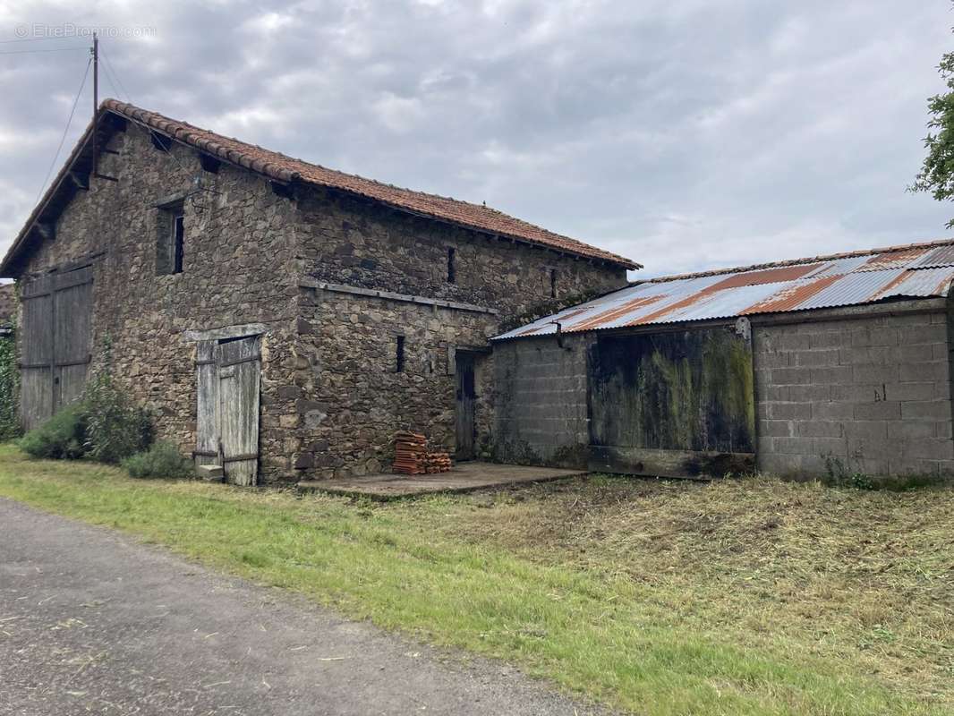 Maison à SAINT-LUMINE-DE-COUTAIS