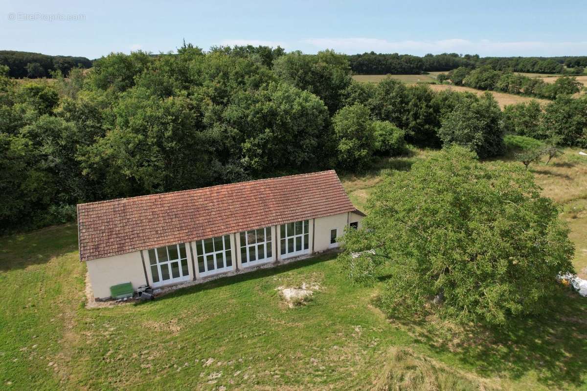 Maison à PIERREFITTE-SUR-SAULDRE