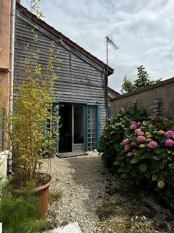 Maison à LION-SUR-MER