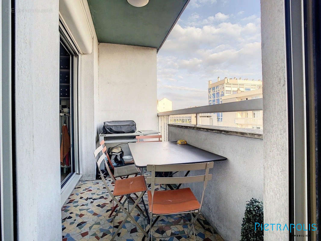 Balcon Cuisine  - Appartement à LYON-6E