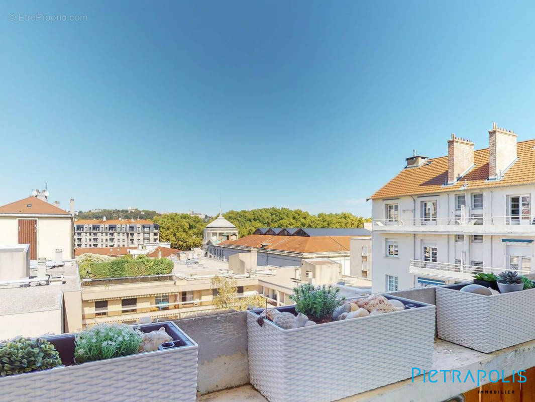 Vue sur Parc de la Tête d&#039;Or - Appartement à LYON-6E