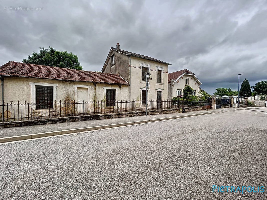 Maison à NOGENT