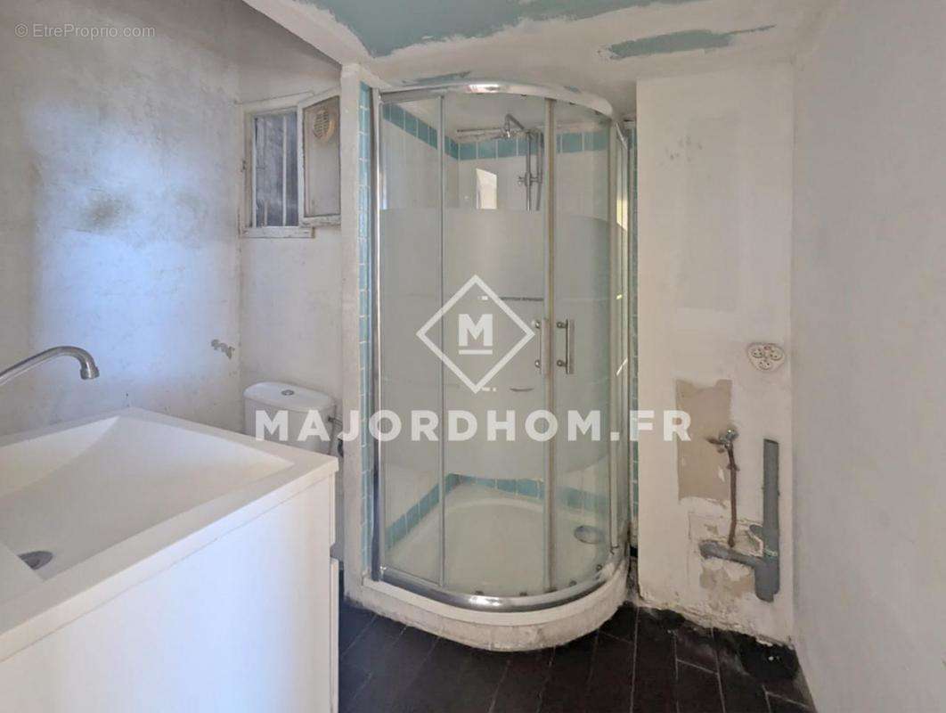 Appartement à MARSEILLE-3E