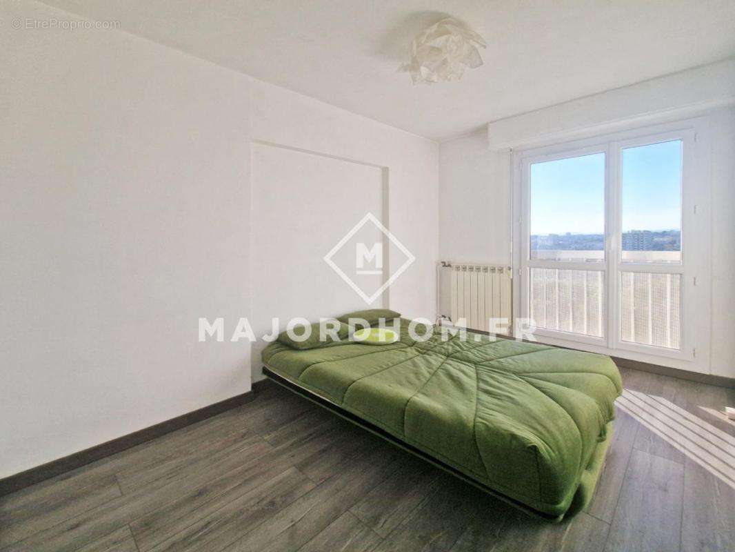 Appartement à MARSEILLE-10E