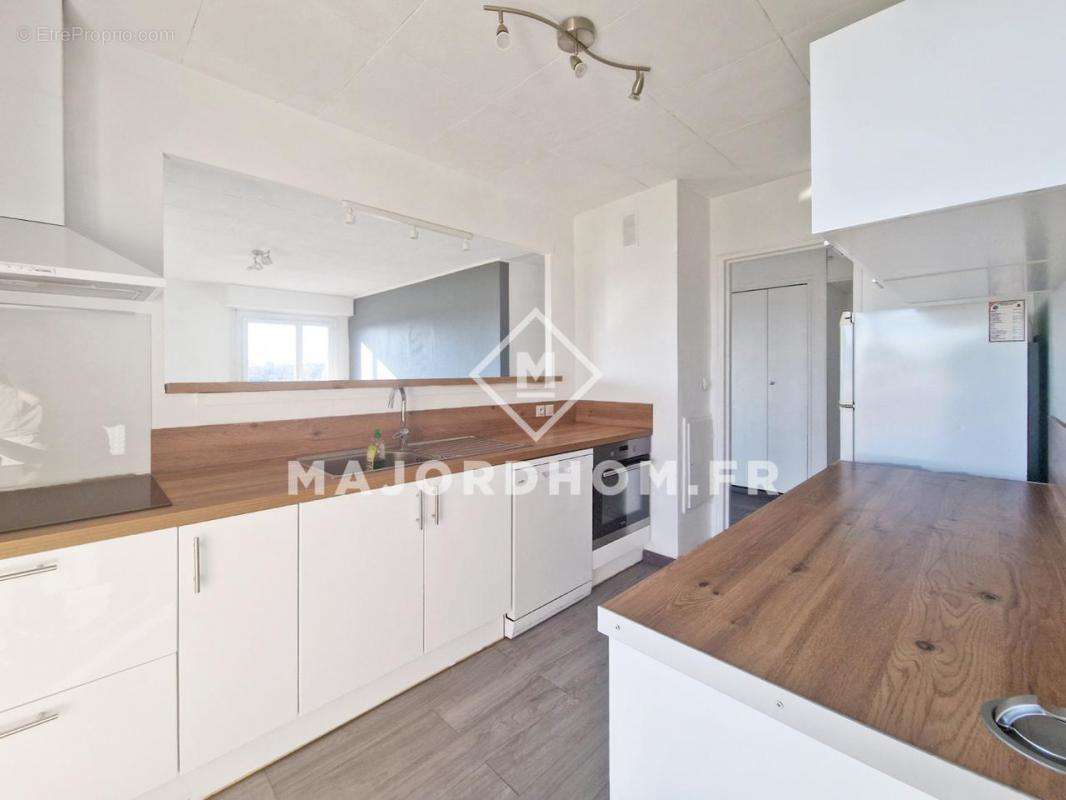 Appartement à MARSEILLE-10E