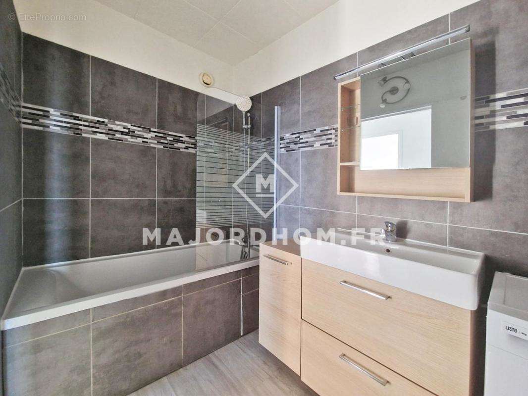 Appartement à MARSEILLE-10E