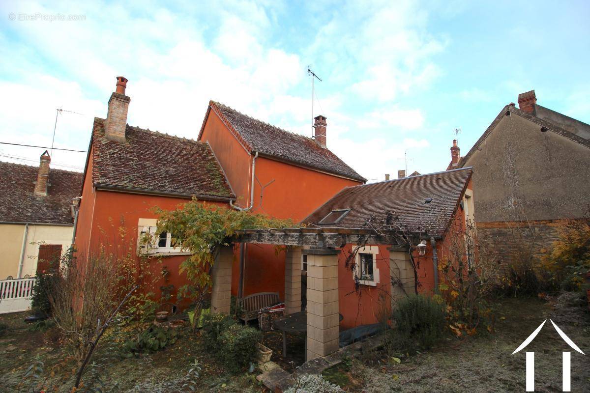 Maison à LA CHAPELLE-SAINT-ANDRE