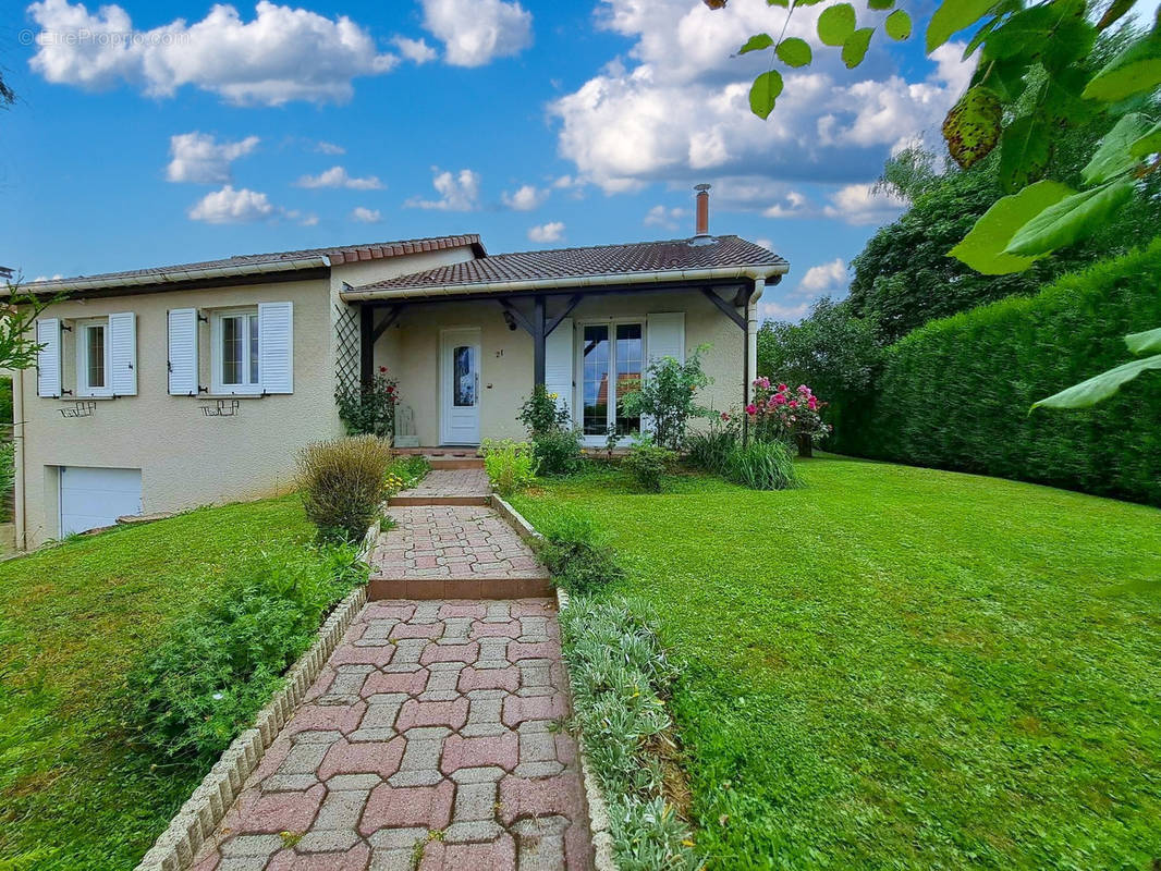 Maison à SOLGNE