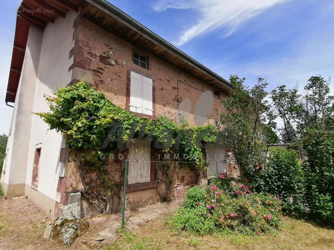 Maison à CORBENAY