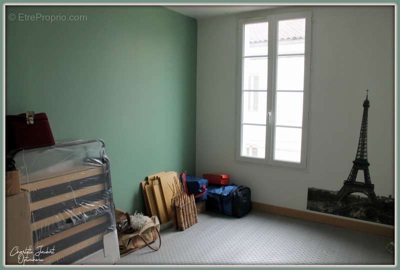 Appartement à CHALAIS