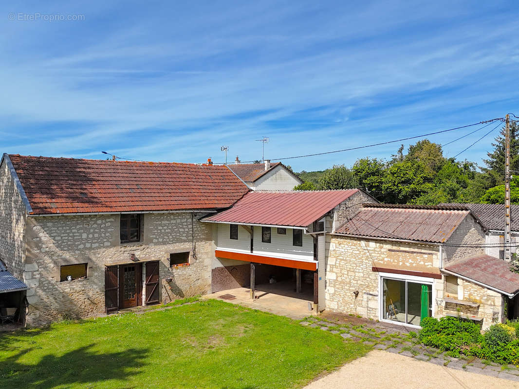 Maison à NAINTRE