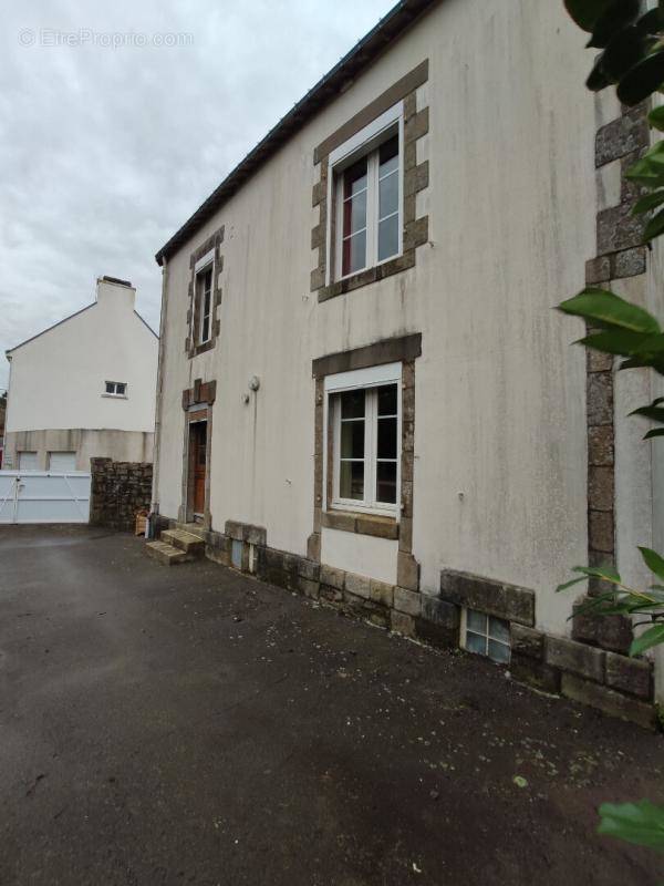 Maison à GUEMENE-SUR-SCORFF