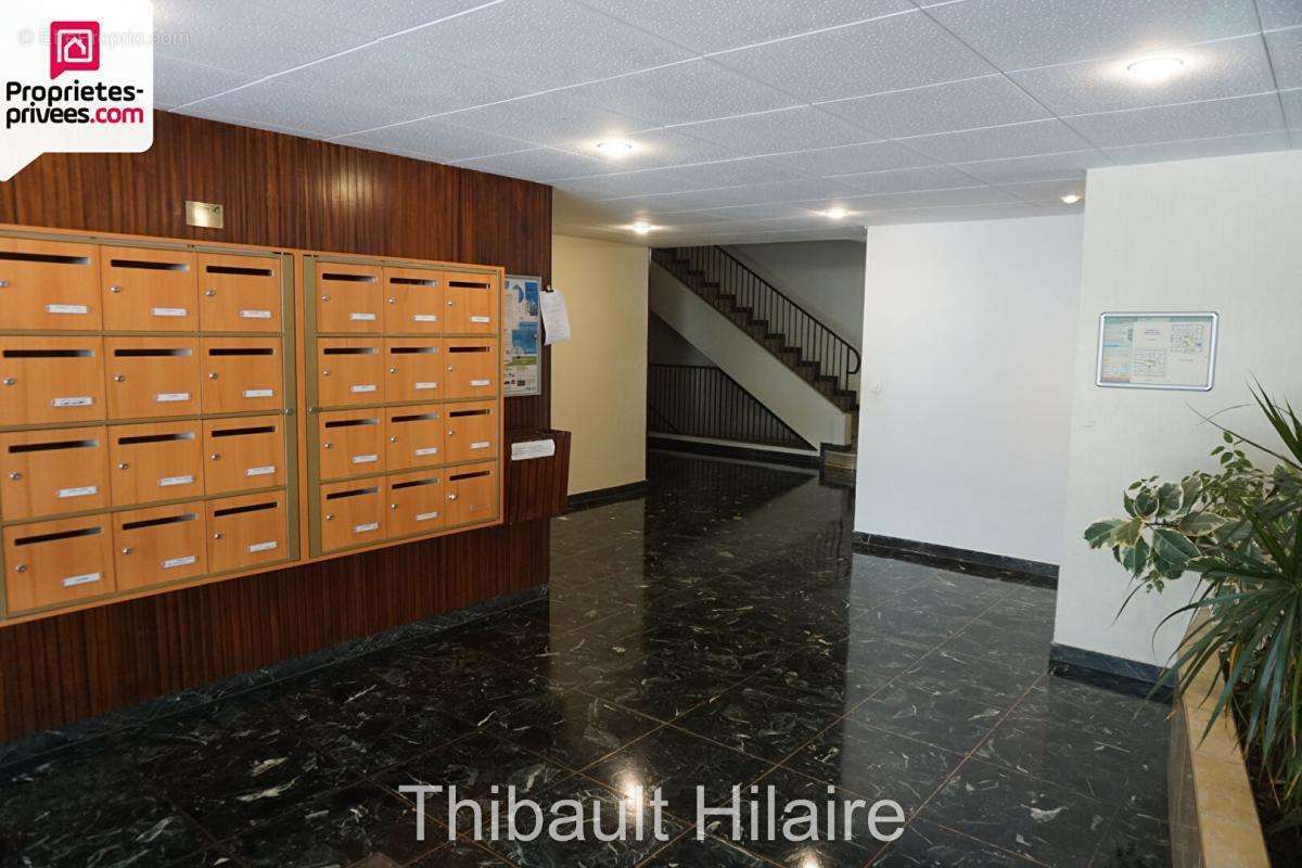 Appartement à MARSEILLE-9E