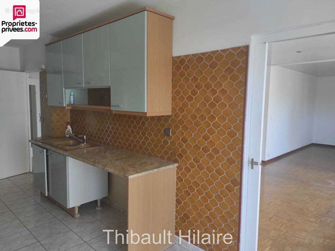 Appartement à MARSEILLE-9E