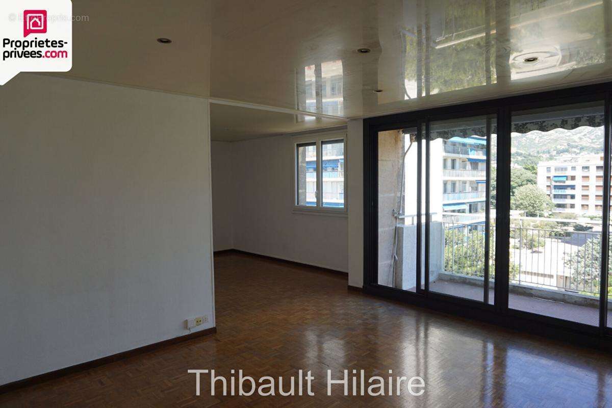 Appartement à MARSEILLE-9E