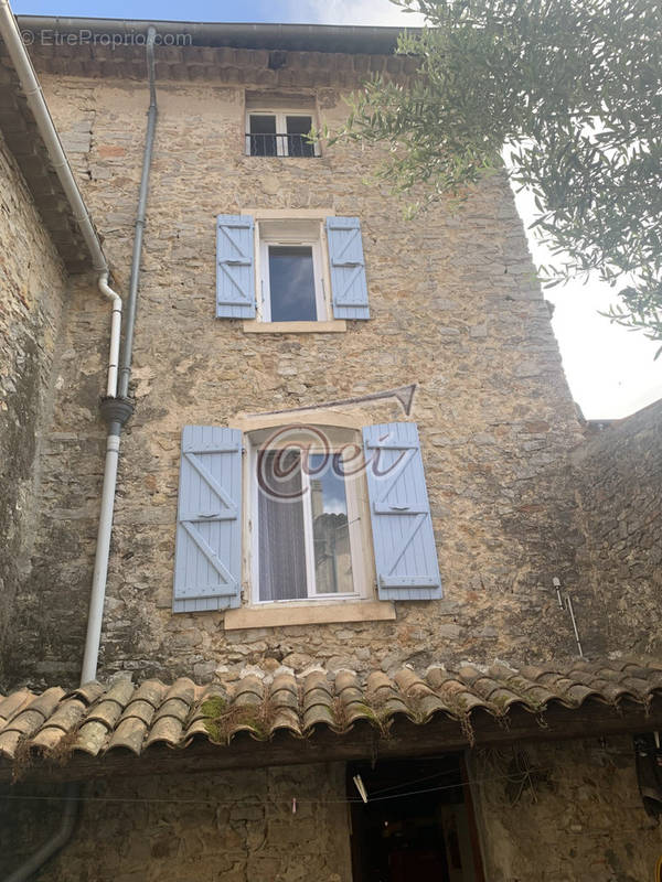 Maison à TOURVES