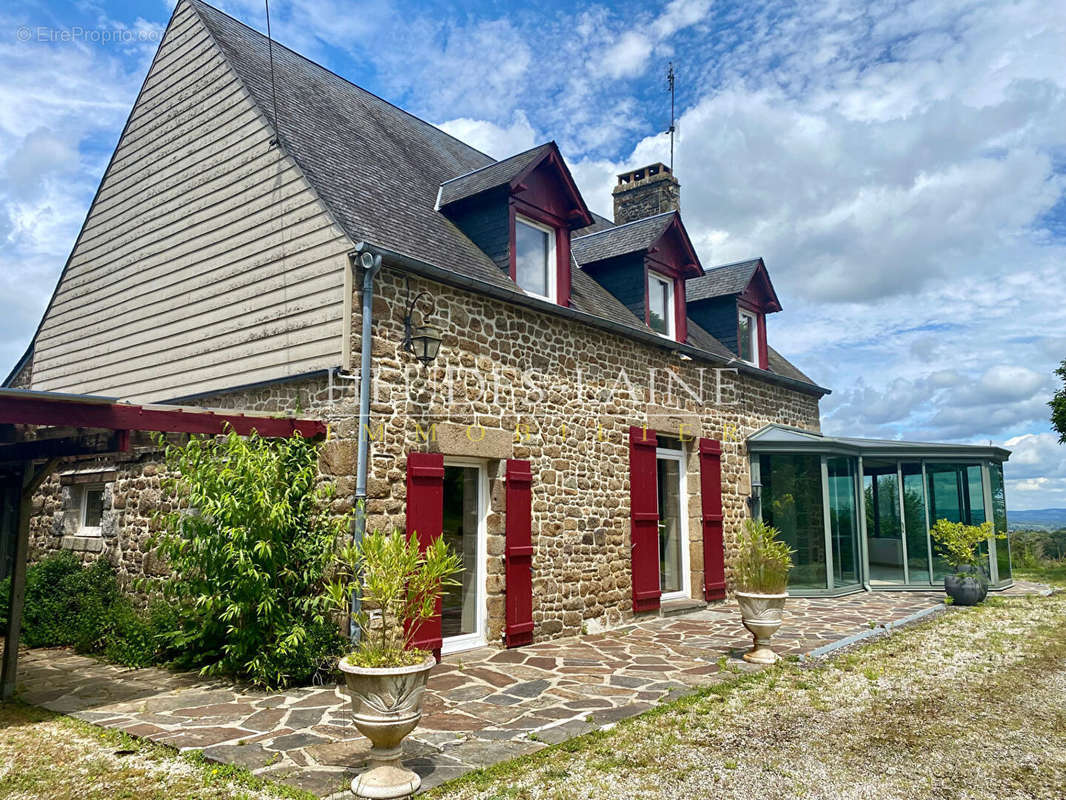 Maison à SAINT-BRICE-DE-LANDELLES