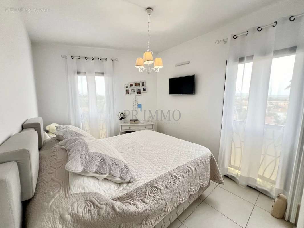 Appartement à FREJUS