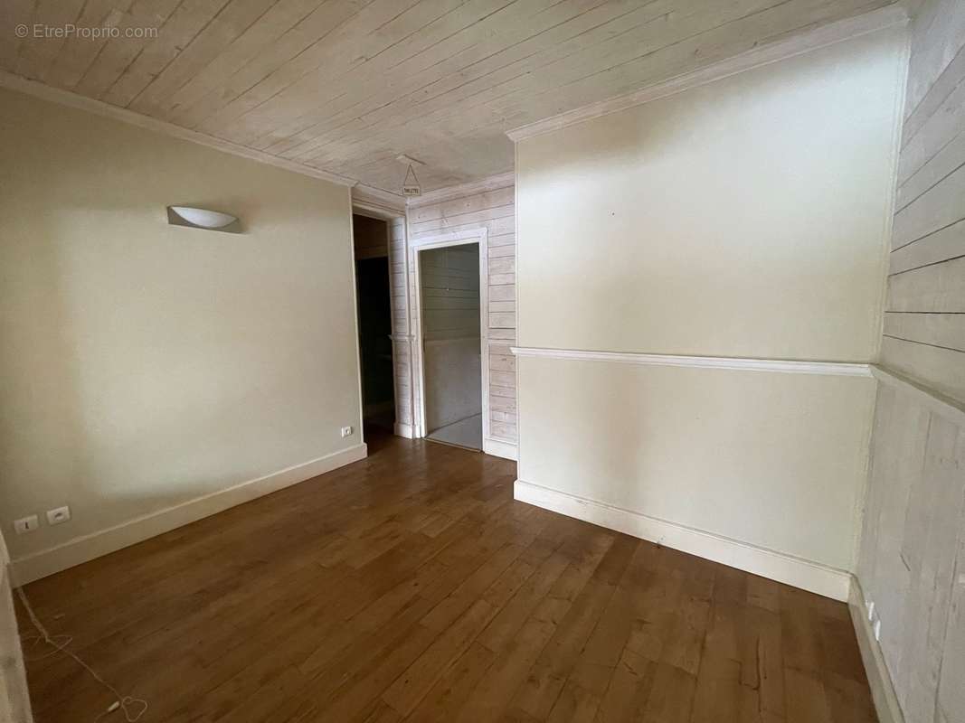 Appartement à SERRAVAL