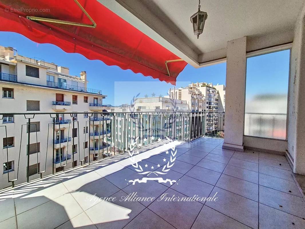 Appartement à CANNES