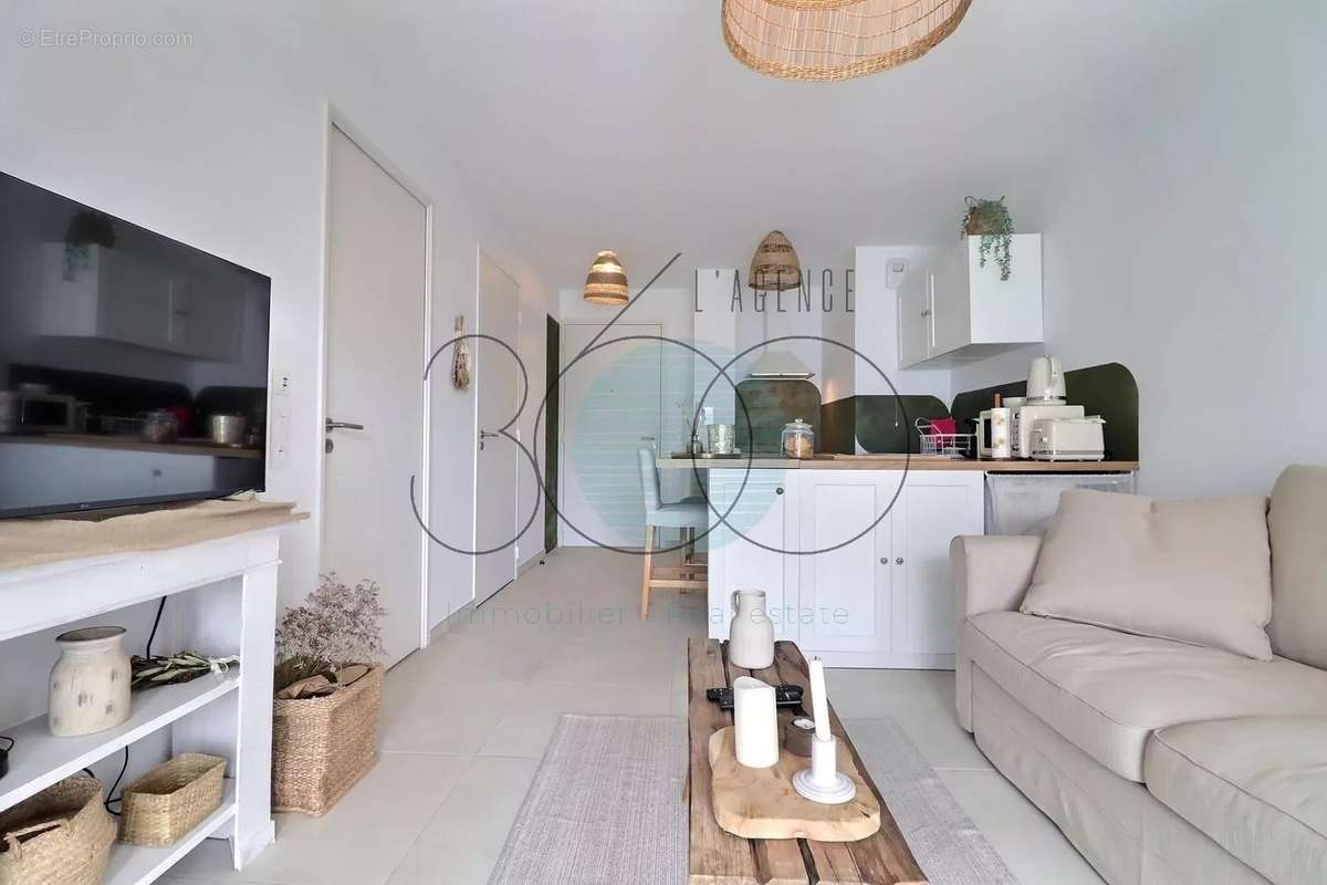 Appartement à MOUGINS