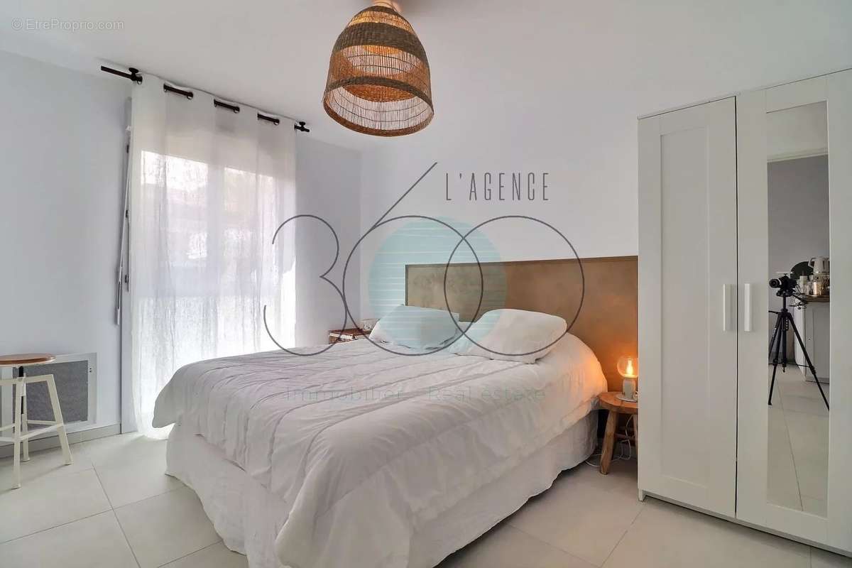 Appartement à MOUGINS