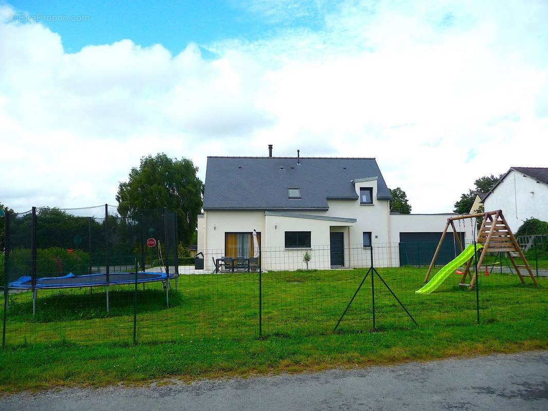 Maison à LA GUERCHE-DE-BRETAGNE