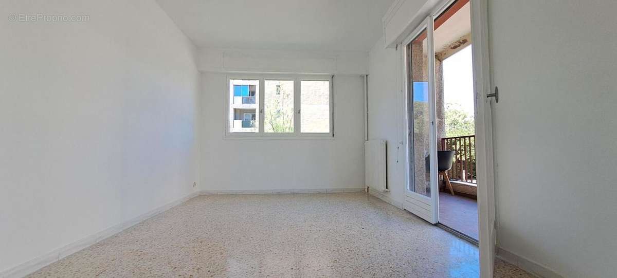 Appartement à MARSEILLE-10E