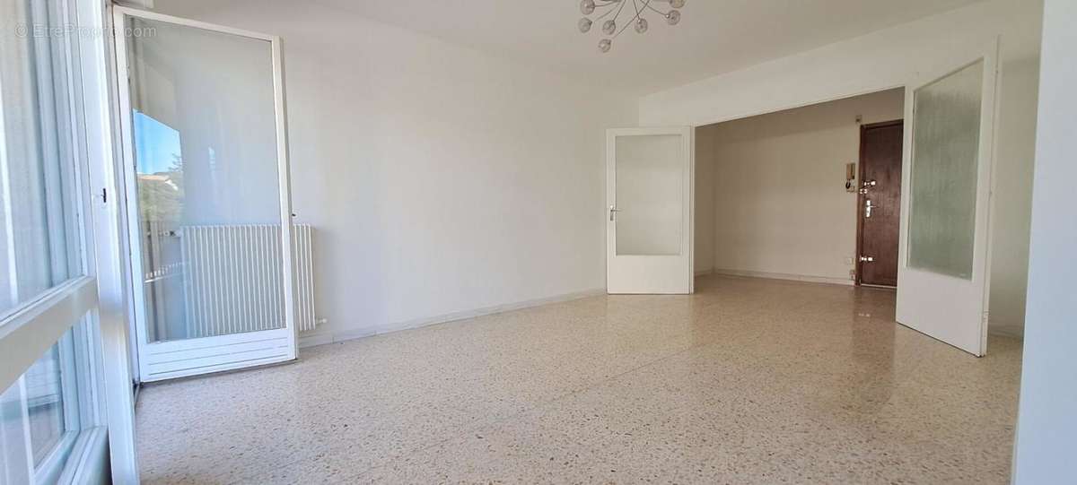 Appartement à MARSEILLE-10E