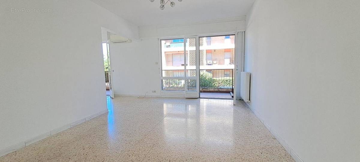 Appartement à MARSEILLE-10E