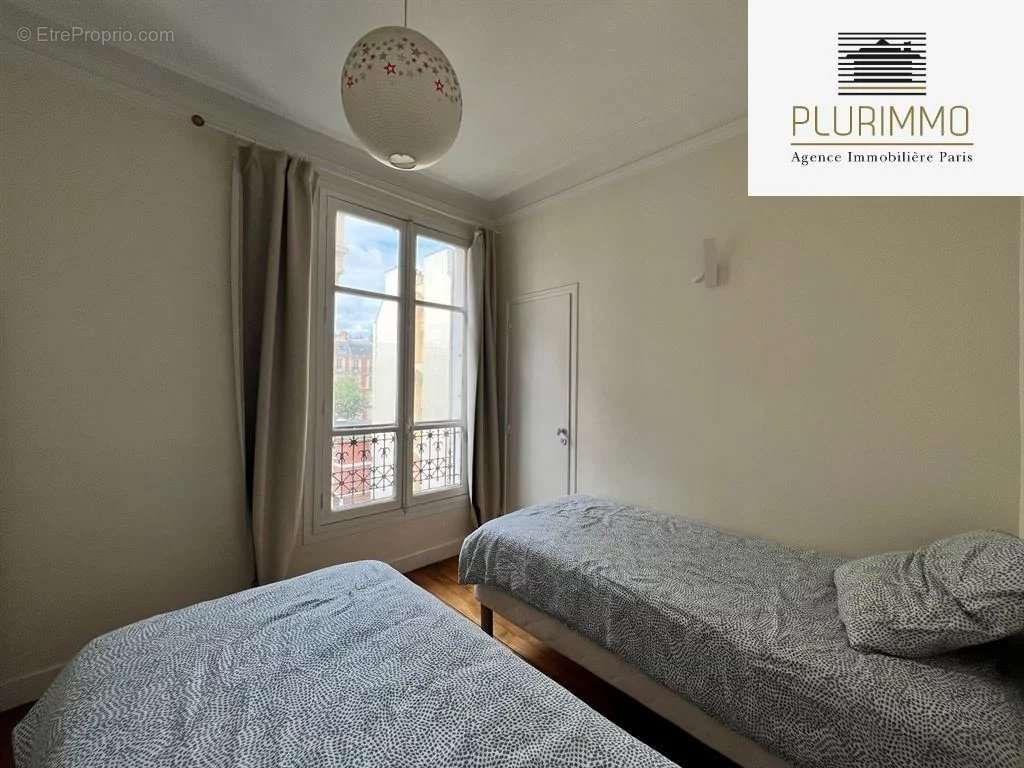 Appartement à PARIS-7E