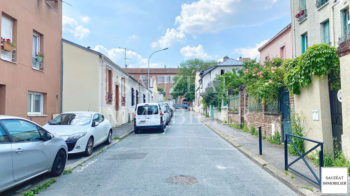 Appartement à MONTROUGE