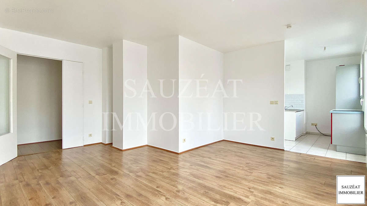 Appartement à MONTROUGE