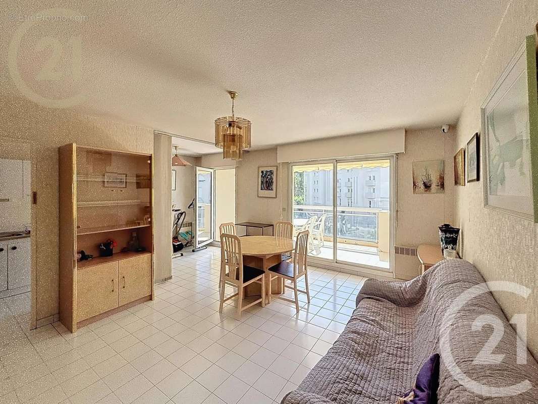 Appartement à MOUGINS