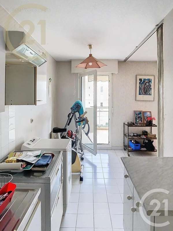 Appartement à MOUGINS