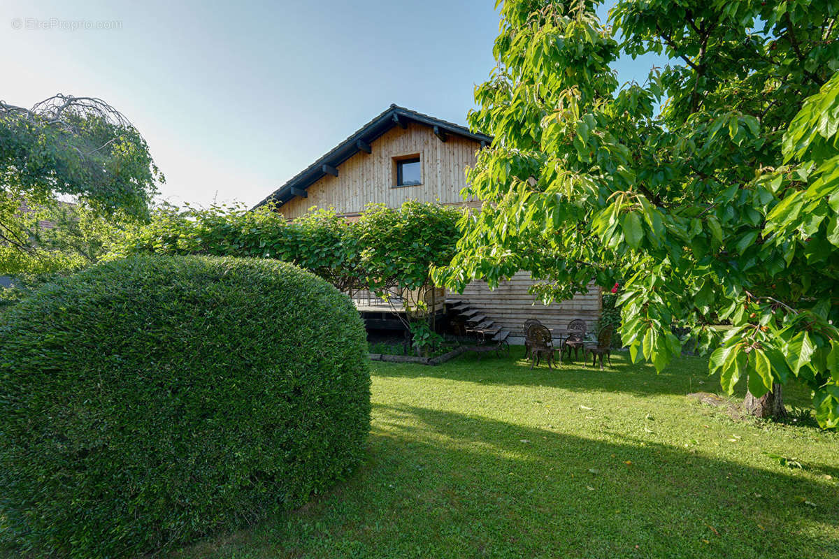 Maison à NEUVECELLE