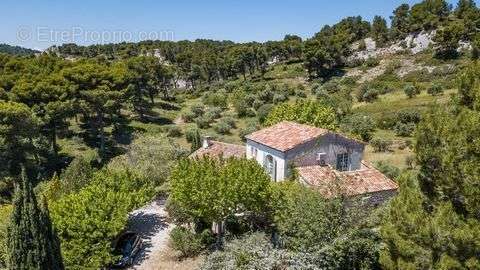 Maison à MAUSSANE-LES-ALPILLES