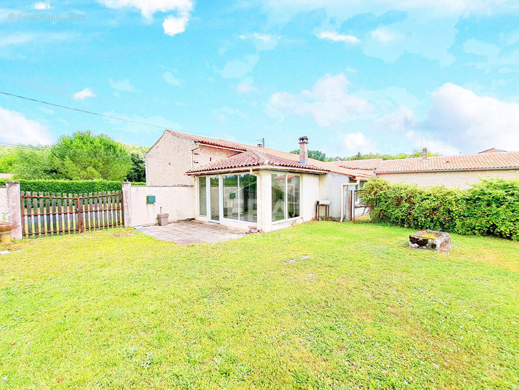 Maison à CELLES